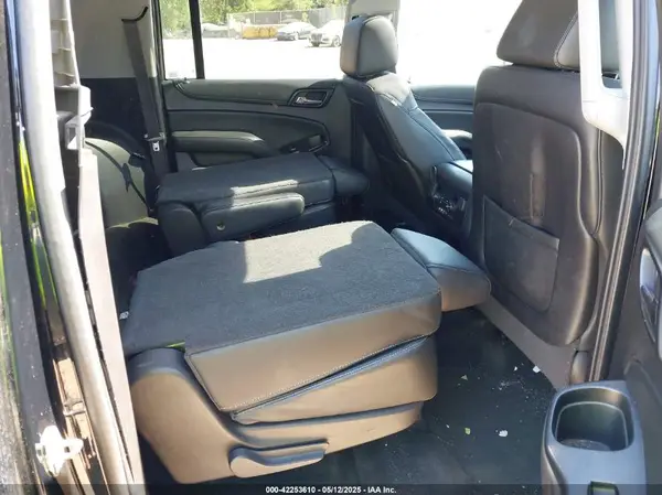 1GNSKJKC5GR328723 2016 CHEVROLET SUBURBAN - Image 8