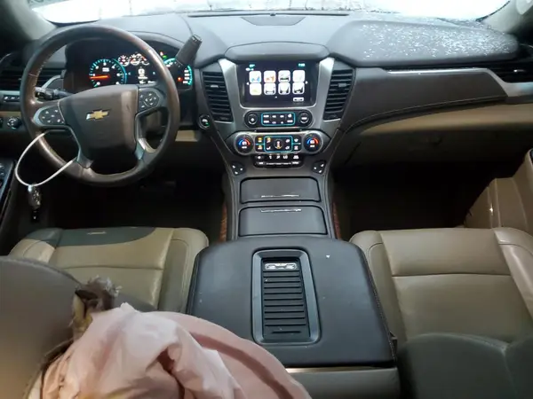 1GNSKJKC5HR288452 2017 CHEVROLET SUBURBAN - Image 8
