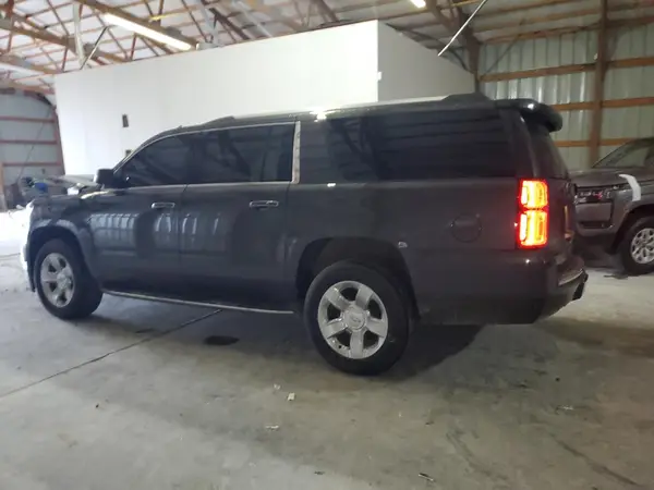1GNSKJKC5HR291464 2017 CHEVROLET SUBURBAN - Image 2