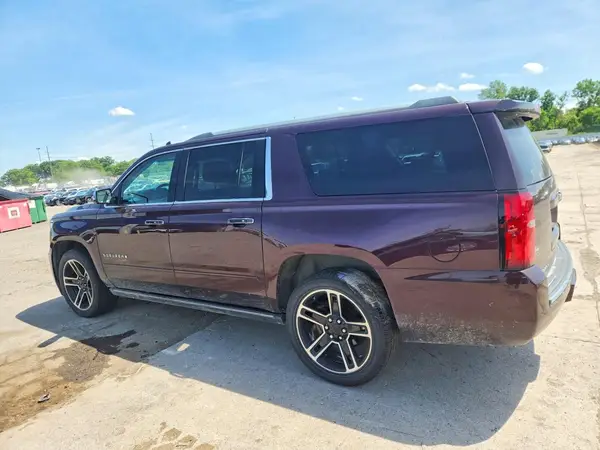 1GNSKJKC5HR348455 2017 CHEVROLET SUBURBAN - Image 2