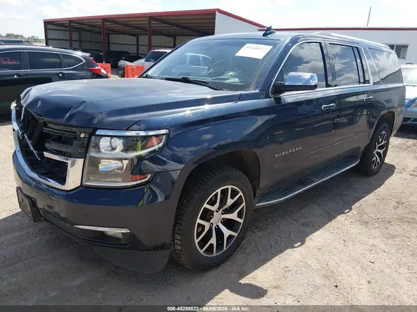 1GNSKJKC5HR378040 2017 CHEVROLET SUBURBAN - Image 2