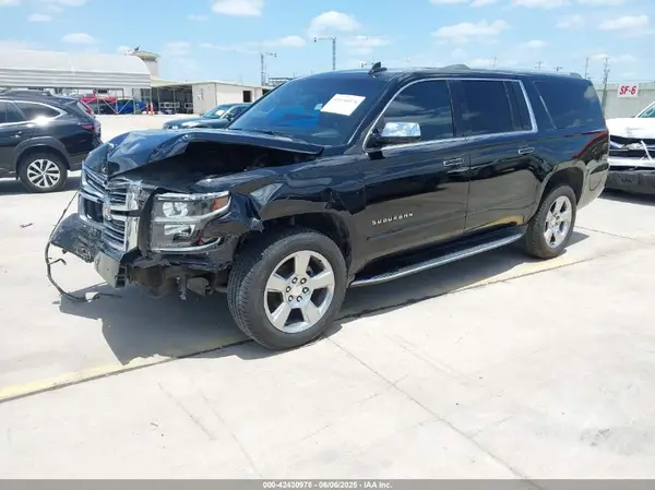 1GNSKJKC5JR251150 2018 CHEVROLET SUBURBAN - Image 2