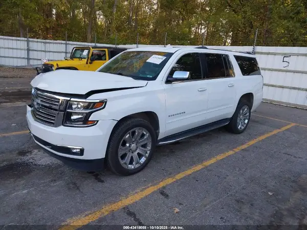1GNSKJKC5JR264383 2018 CHEVROLET SUBURBAN - Image 2