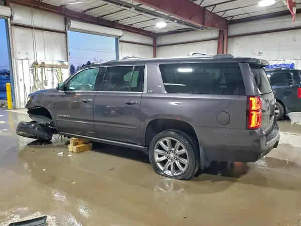 1GNSKJKC6GR257127 2016 CHEVROLET SUBURBAN - Image 2