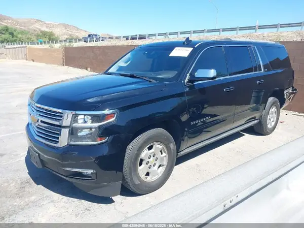 1GNSKJKC6GR307850 2016 CHEVROLET SUBURBAN - Image 2
