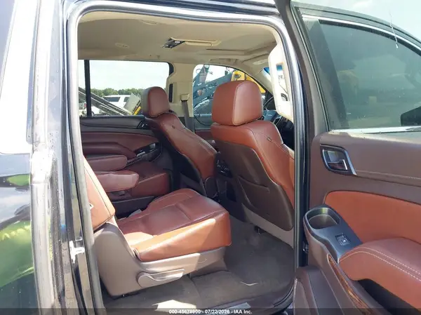 1GNSKJKC6GR329363 2016 CHEVROLET SUBURBAN - Image 8