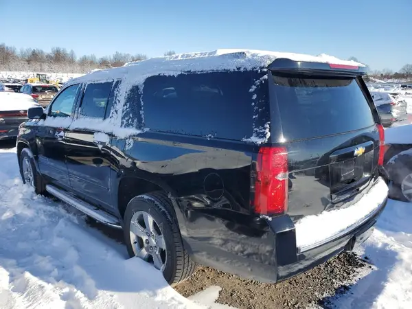 1GNSKJKC6HR186772 2017 CHEVROLET SUBURBAN - Image 2