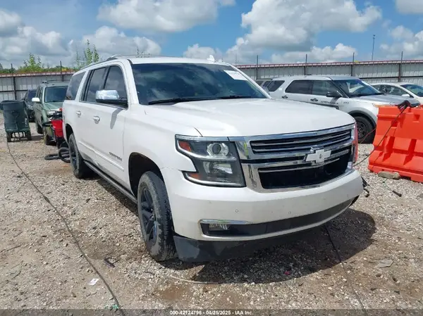 1GNSKJKC6JR402075 2018 CHEVROLET SUBURBAN - Image 1