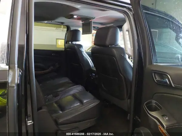 1GNSKJKC7GR149230 2016 CHEVROLET SUBURBAN - Image 8