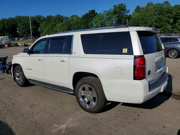 1GNSKJKC7GR224220 2016 CHEVROLET SUBURBAN - Image 2