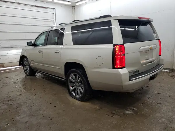 1GNSKJKC7GR443355 2016 CHEVROLET SUBURBAN - Image 2