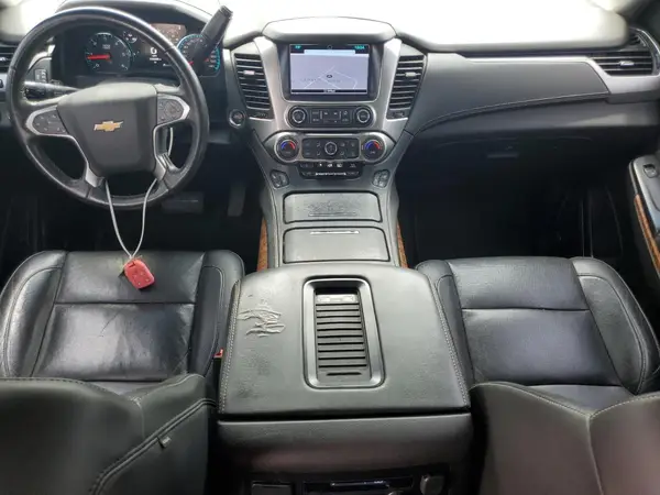 1GNSKJKC7HR140805 2017 CHEVROLET SUBURBAN - Image 8