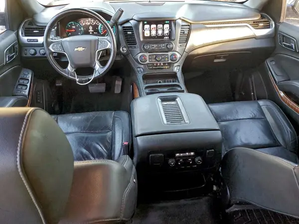 1GNSKJKC7HR246283 2017 CHEVROLET SUBURBAN - Image 8
