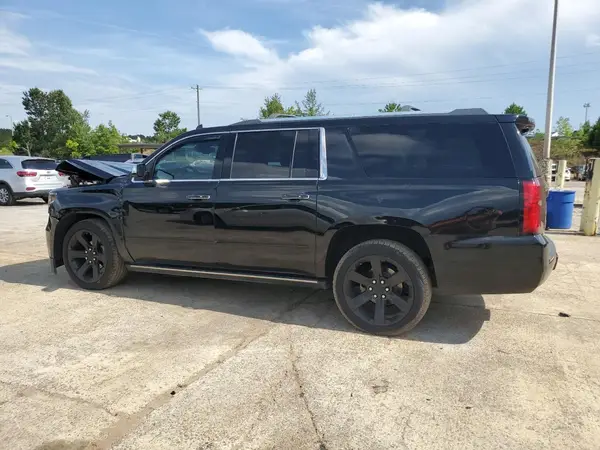 1GNSKJKC7HR252665 2017 CHEVROLET SUBURBAN - Image 2