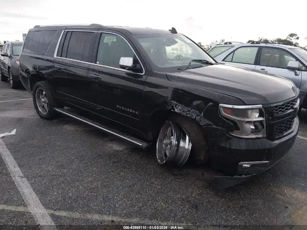 1GNSKJKC7HR302139 2017 CHEVROLET SUBURBAN - Image 1