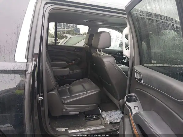 1GNSKJKC7HR302139 2017 CHEVROLET SUBURBAN - Image 8