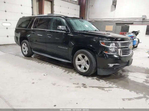 1GNSKJKC7HR336484 2017 CHEVROLET SUBURBAN - Image 1