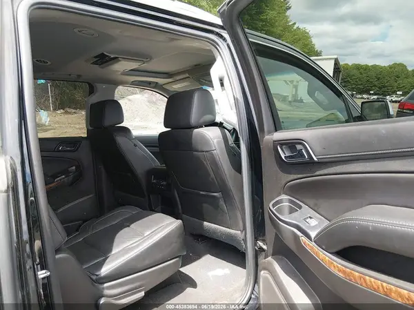 1GNSKJKC7KR150502 2019 CHEVROLET SUBURBAN - Image 8