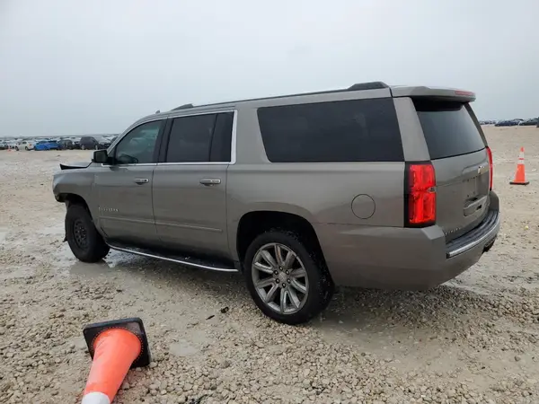 1GNSKJKC7KR318154 2019 CHEVROLET SUBURBAN - Image 2