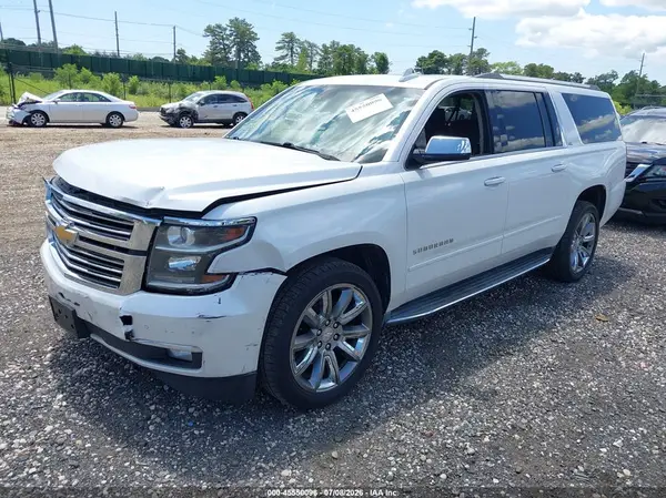 1GNSKJKC8GR390553 2016 CHEVROLET SUBURBAN - Image 2
