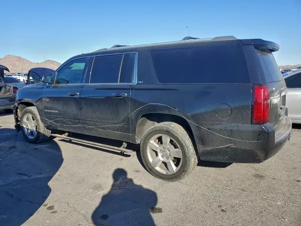 1GNSKJKC8GR417301 2016 CHEVROLET SUBURBAN - Image 2