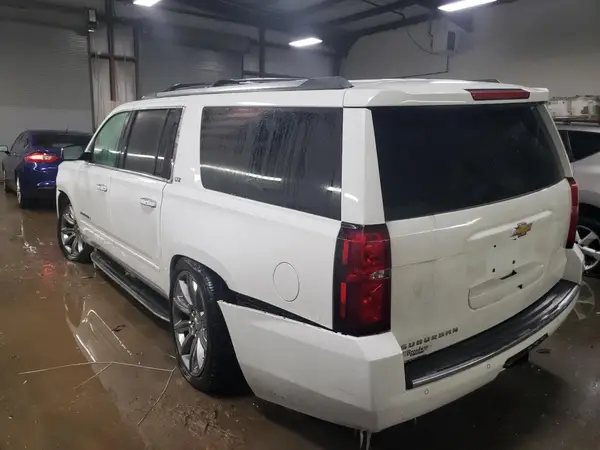1GNSKJKC8GR483539 2016 CHEVROLET SUBURBAN - Image 2