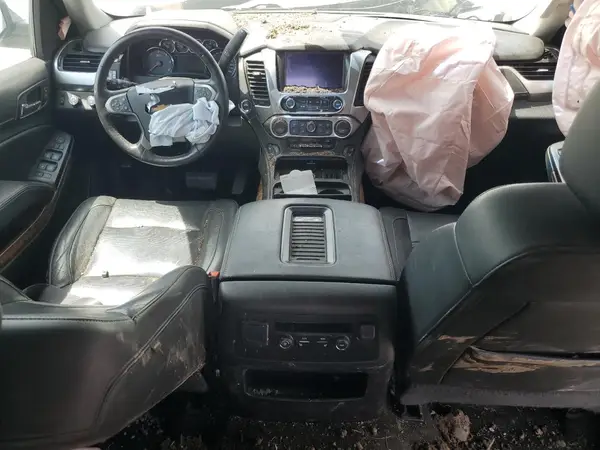 1GNSKJKC8HR112382 2017 CHEVROLET SUBURBAN - Image 8