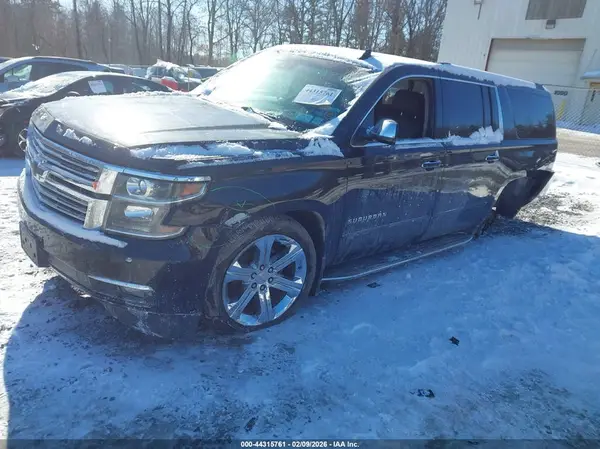 1GNSKJKC8HR121163 2017 CHEVROLET SUBURBAN - Image 2