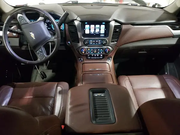 1GNSKJKC8HR277865 2017 CHEVROLET SUBURBAN - Image 8
