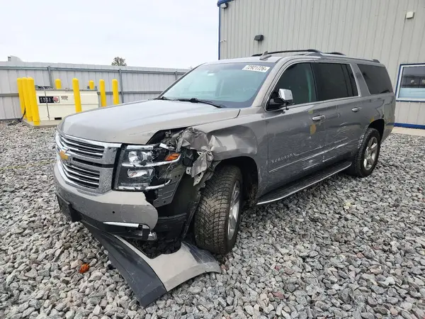 1GNSKJKC8HR384186 2017 CHEVROLET SUBURBAN - Image 1
