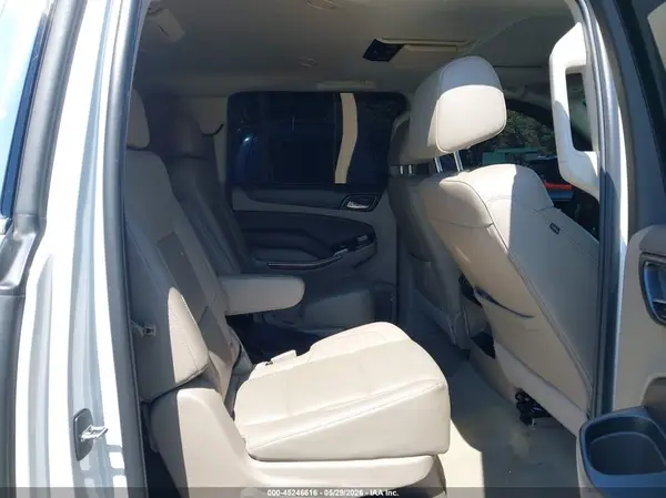 1GNSKJKC8JR107284 2018 CHEVROLET SUBURBAN - Image 8