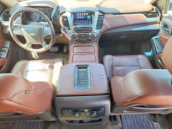 1GNSKJKC9GR144398 2016 CHEVROLET SUBURBAN - Image 8