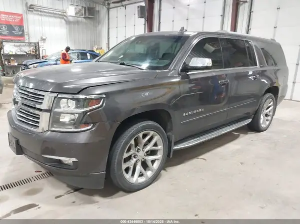 1GNSKJKC9GR213154 2016 CHEVROLET SUBURBAN - Image 2