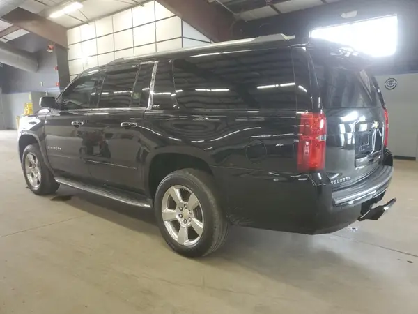 1GNSKJKC9GR221013 2016 CHEVROLET SUBURBAN - Image 2