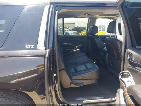 1GNSKJKC9GR242489 2016 CHEVROLET SUBURBAN - Image 8