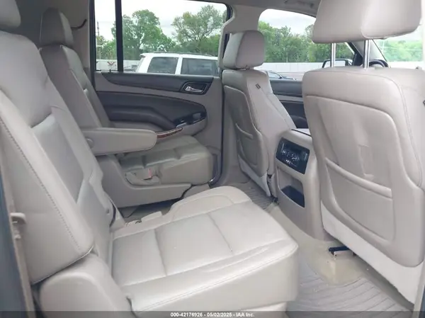 1GNSKJKC9GR293054 2016 CHEVROLET SUBURBAN - Image 8