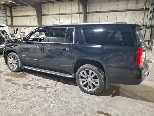 1GNSKJKC9GR354600 2016 CHEVROLET SUBURBAN - Image 2