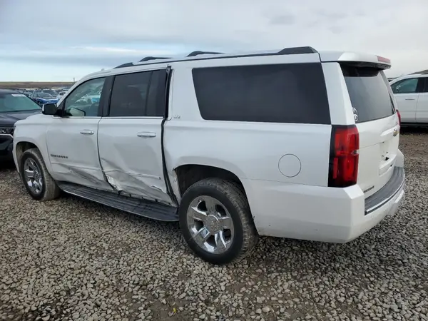 1GNSKJKC9GR462280 2016 CHEVROLET SUBURBAN - Image 2