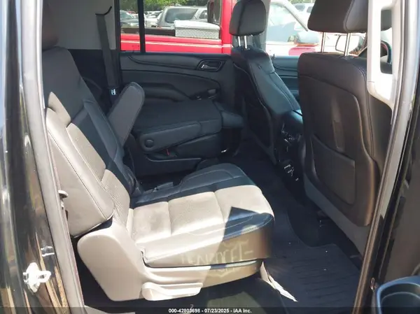 1GNSKJKC9GR470878 2016 CHEVROLET SUBURBAN - Image 8