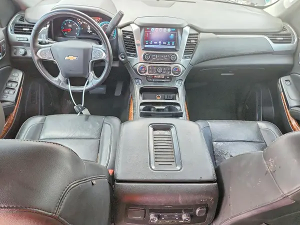 1GNSKJKC9HR130857 2017 CHEVROLET SUBURBAN - Image 8