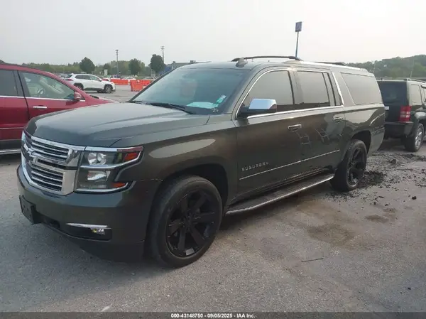 1GNSKJKC9KR261374 2019 CHEVROLET SUBURBAN - Image 2