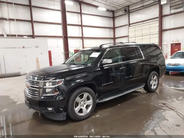 1GNSKJKCXGR108090 2016 CHEVROLET SUBURBAN - Image 2