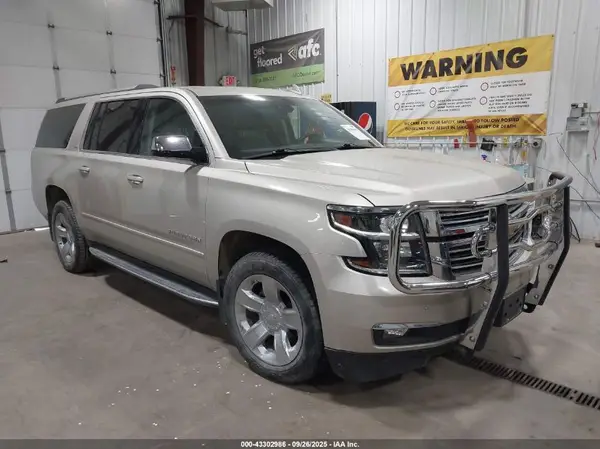 1GNSKJKCXGR133569 2016 CHEVROLET SUBURBAN - Image 1