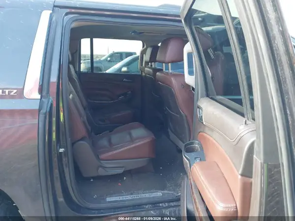 1GNSKJKCXGR272231 2016 CHEVROLET SUBURBAN - Image 8