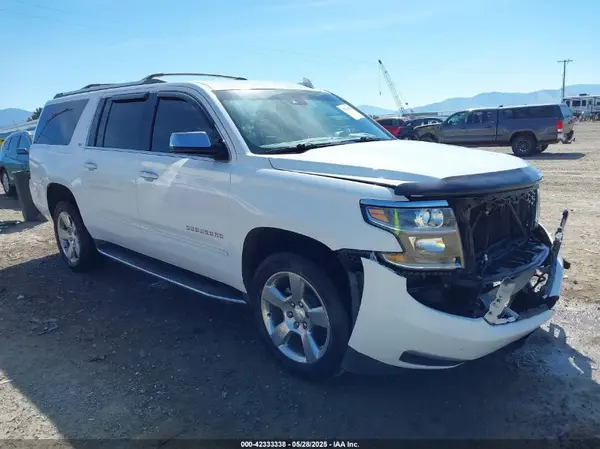 1GNSKJKCXGR289384 2016 CHEVROLET SUBURBAN - Image 1