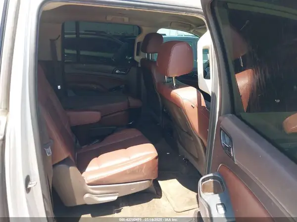 1GNSKJKCXGR421608 2016 CHEVROLET SUBURBAN - Image 8