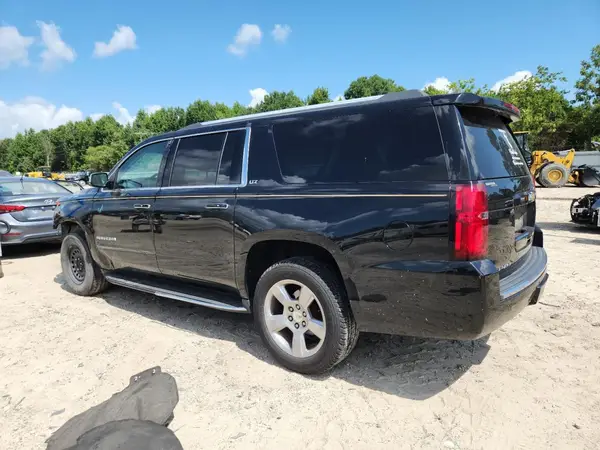 1GNSKJKCXGR478178 2016 CHEVROLET SUBURBAN - Image 2