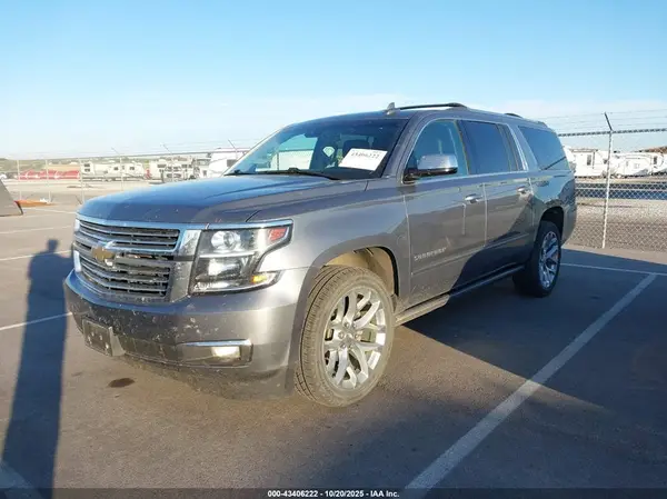 1GNSKJKCXJR181144 2018 CHEVROLET SUBURBAN - Image 2