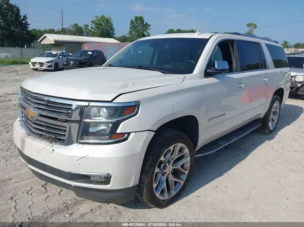 1GNSKJKCXKR154236 2019 CHEVROLET SUBURBAN - Image 2