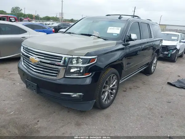 1GNSKJKJ3KR231852 2019 CHEVROLET SUBURBAN - Image 2